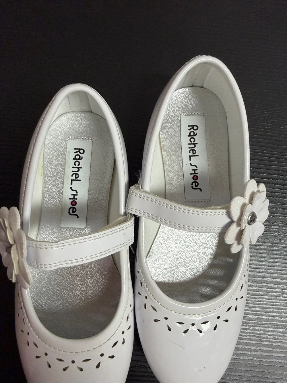 Girls' White Patent Mary Jane Dress Shoes with Floral Accent